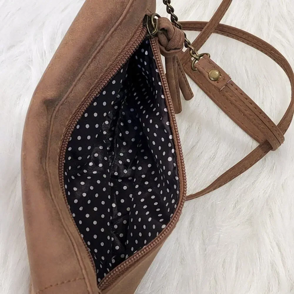 Light Brown Faux Leather Crossbody Purse with Metal‎ Owl Design